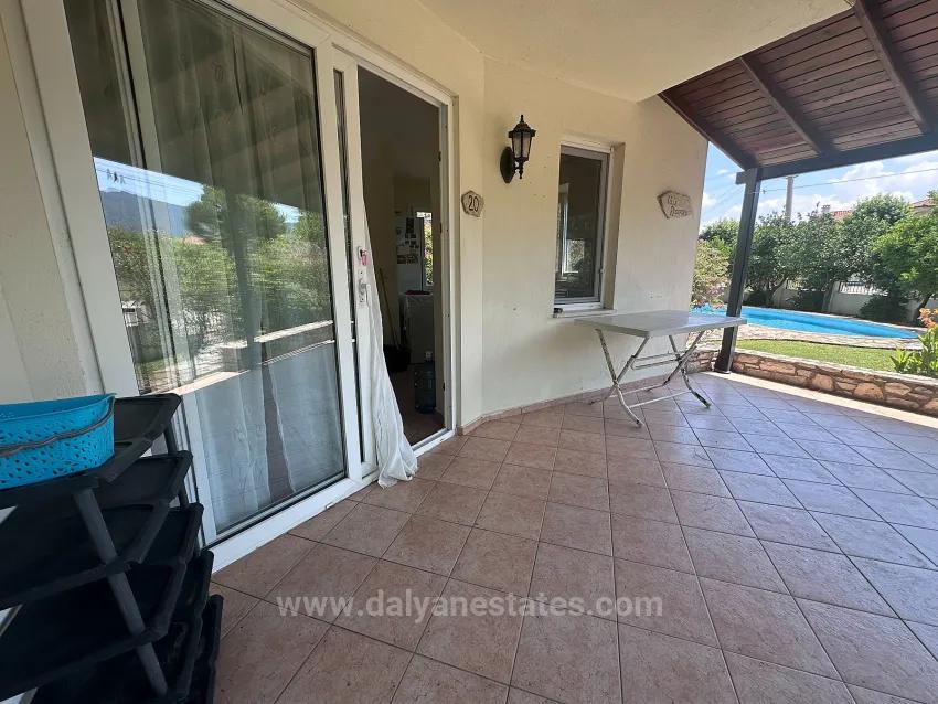 In Gülpınar Mit Bergpanorama Und Zu Fuß Erreichbar Zum Stadtzentrum Freistehende Villa