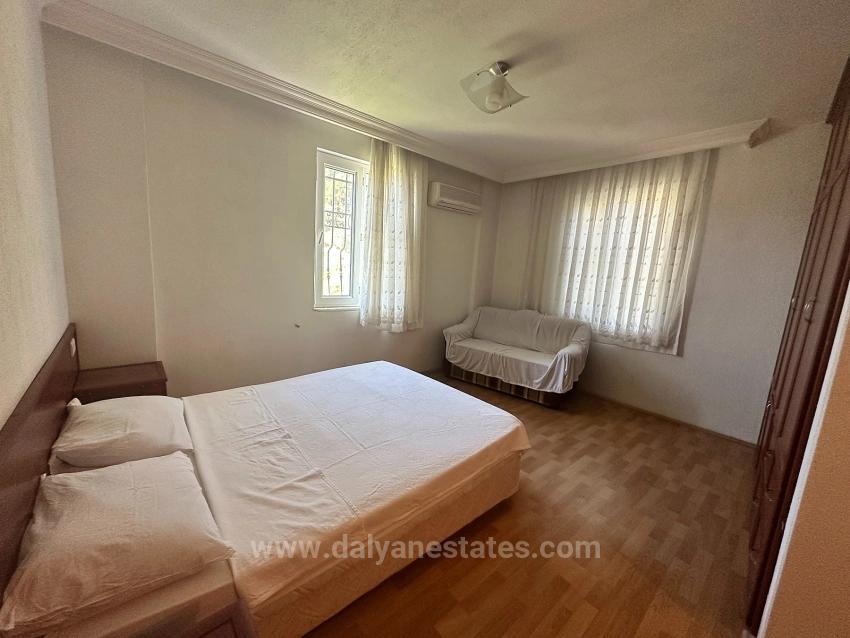 Traditioneller Bungalow (3+1 Schlafzimmer) Mit Privatem Pool Und Blick Auf Montenegro – Langzeitmiete