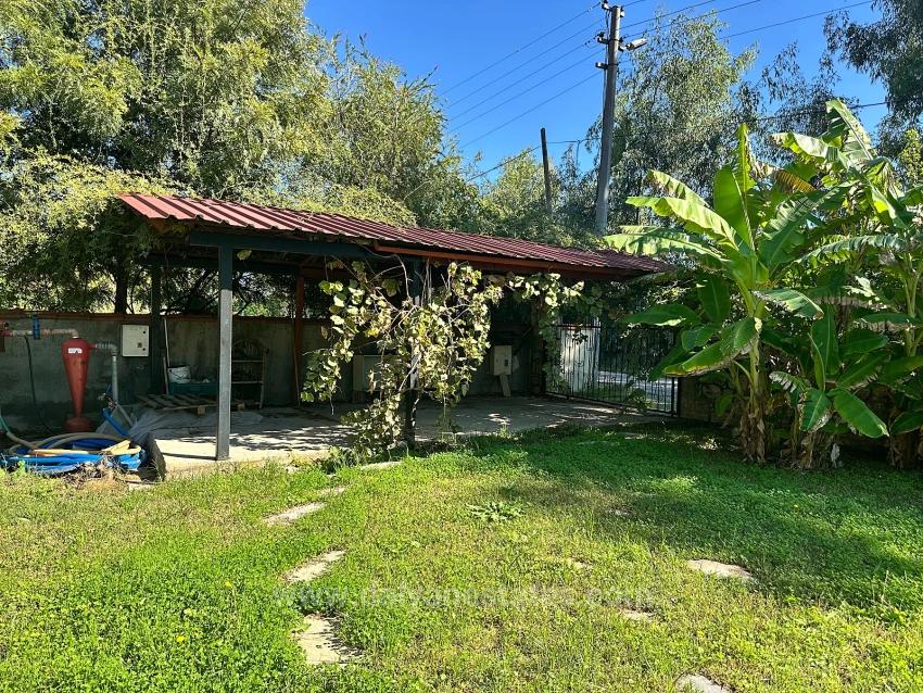 Traditioneller Bungalow (3+1 Schlafzimmer) Mit Privatem Pool Und Blick Auf Montenegro – Langzeitmiete