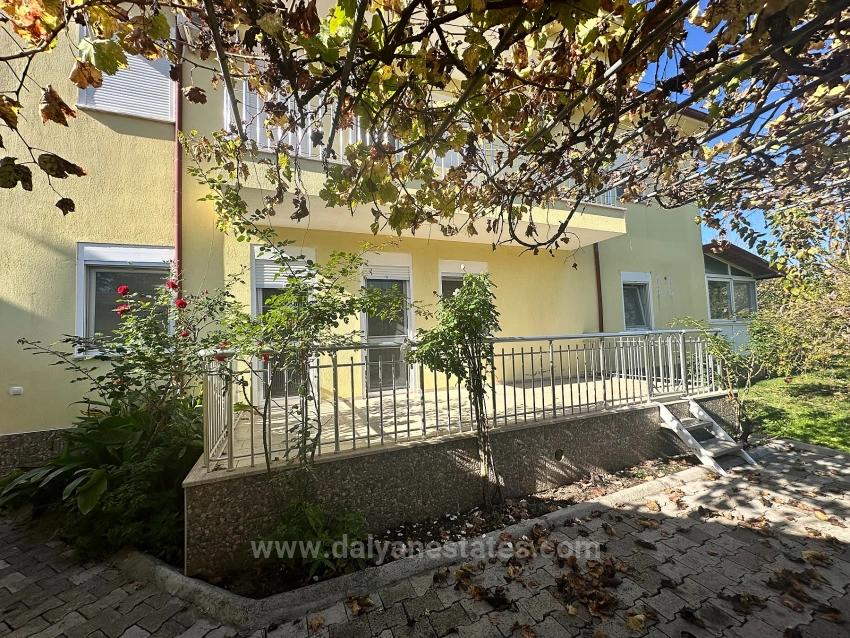 Haus Zum Verkauf In Dalyan Gülpınar Auf Einem 1000 M2 Großen Grundstück.