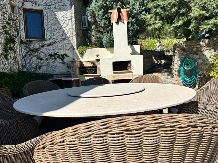 4+1-Zimmer Vip villa Zu verkaufen in Gökbel Bz. Ortaca - 8.000 m²