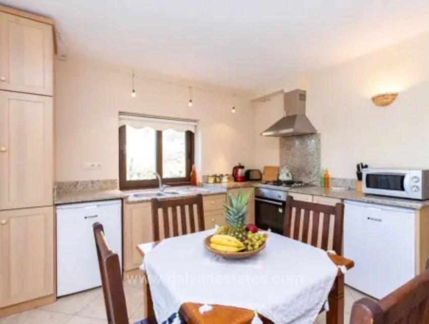 Eine Elegante Bergvilla Inmitten Unberührter Natur.