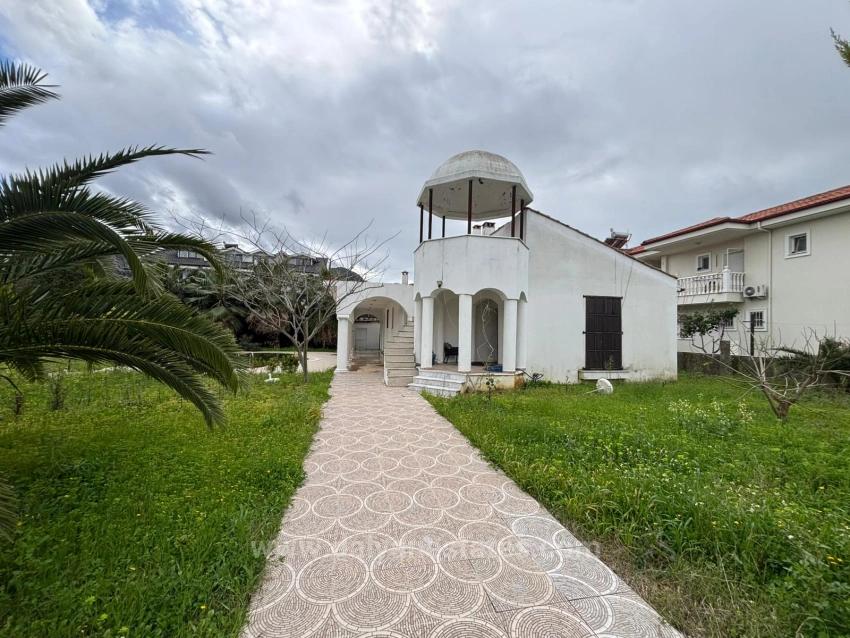 Ein Architektonisch Einzigartiger Wohnraum