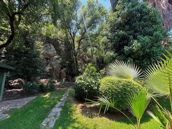 Dalyan Zentrum Mit Verstecktem Garten Zum Verkauf Stehendes Doppelhaus