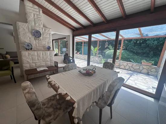 Dalyan Zentrum Mit Verstecktem Garten Zum Verkauf Stehendes Doppelhaus