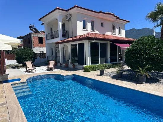 Im Herzen Der Natur Schicke Villa