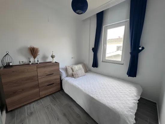 Dalyanda 1. Etage Apartment und geräumiger schöner Garten
