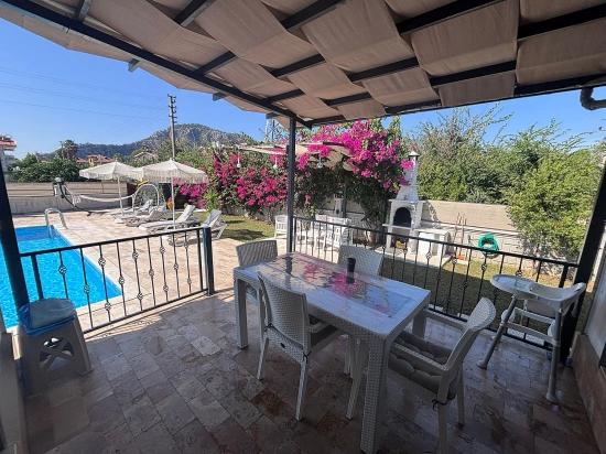 Stilvoller Bungalow In Gülpınar Dalyan
