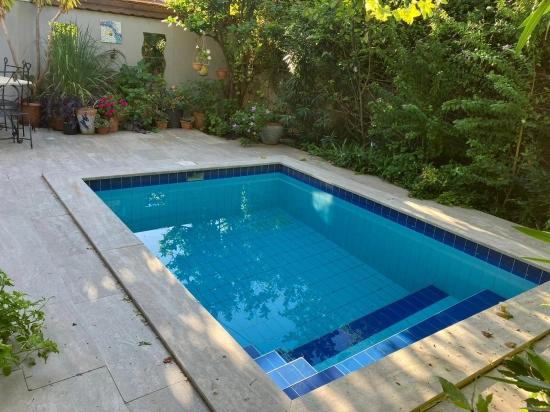 Einzigartige Mediterrane Villa Mit Einliegerwohnung