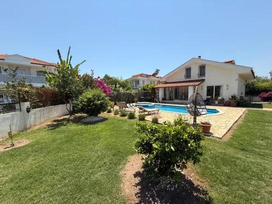 Bungalow Zum Verkauf In Der Gegend Von Dalyan Arıkbaşı
