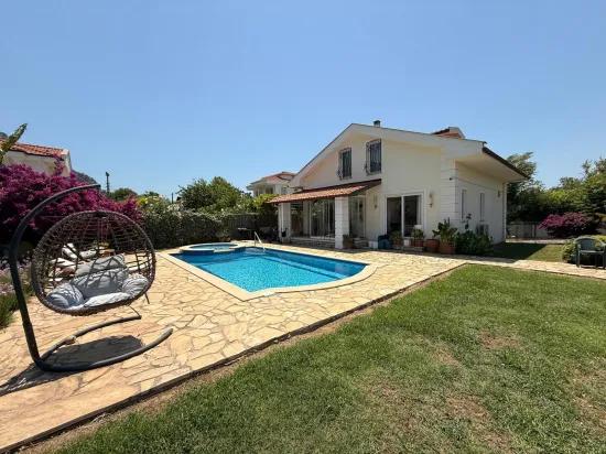 Bungalow Zum Verkauf In Der Gegend Von Dalyan Arıkbaşı