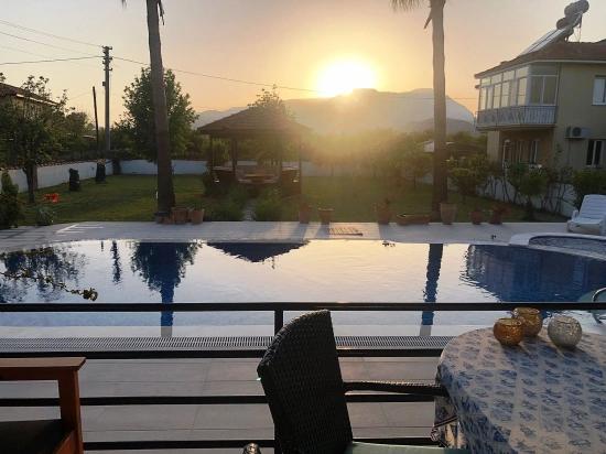 Duplex Zum Verkauf In Dalyan Okçular Auf Einem 1000 M2 Großen Grundstück