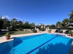 Elegante Villa Mit Privatem Pool Und Großem Garten In Dalyan Gülpınar