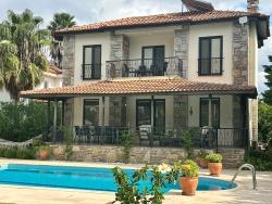 Elegante Villa Mit Privatem Pool Und Großem Garten In Dalyan Gülpınar