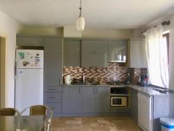 Prestigeträchtiges Leben Am See Und Investitionsmöglichkeit Mit Hoher Rendite