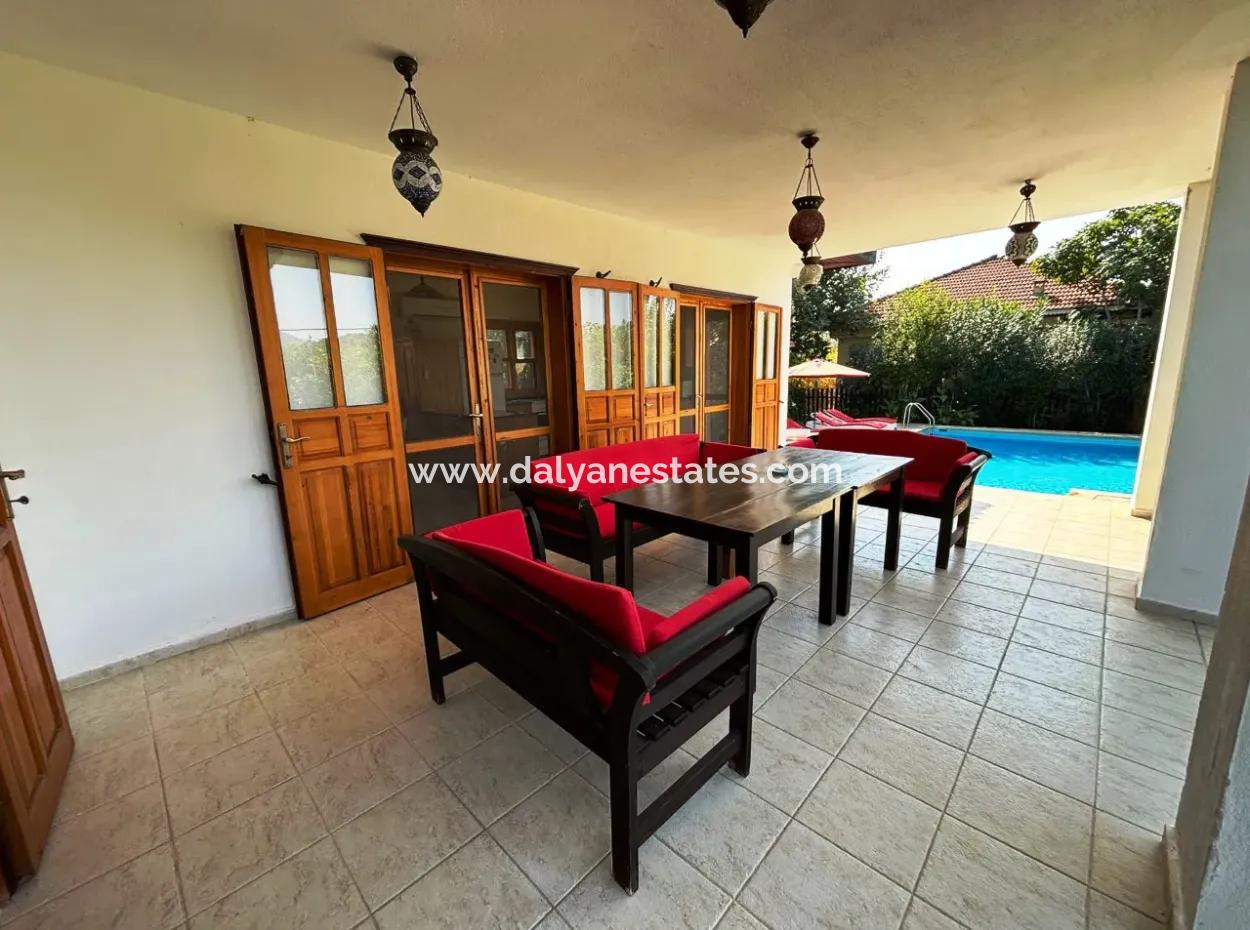 Strikingly Pretty 3 Bed Villa