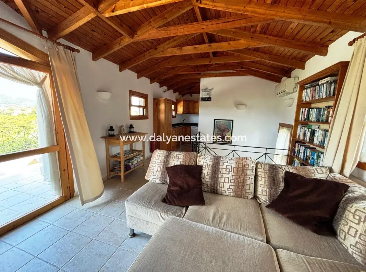 Strikingly Pretty 3 Bed Villa