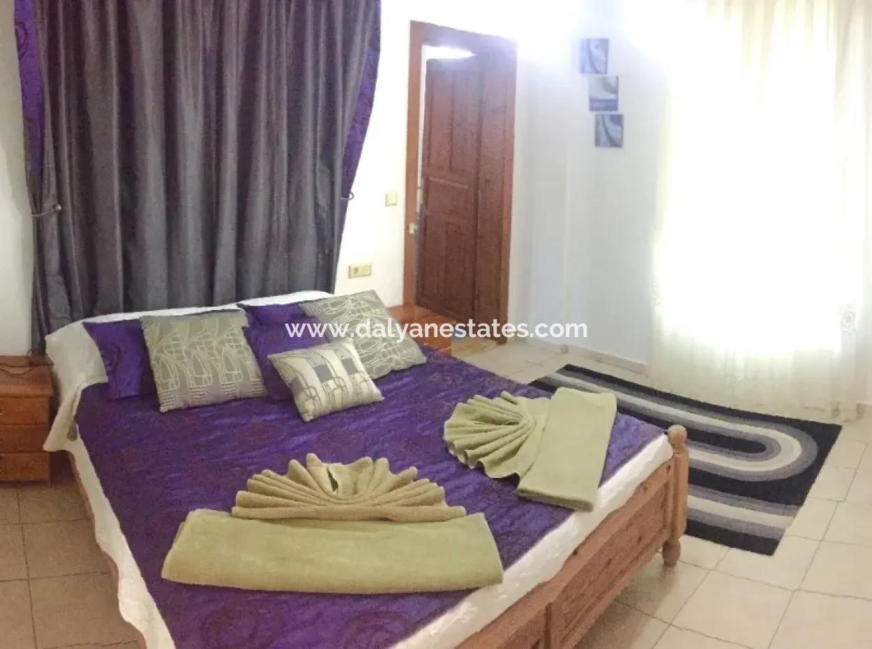 Ein Sechs - Schlafzimmer-Villa In Dalyan Gurpinar Edelstein-Villa .