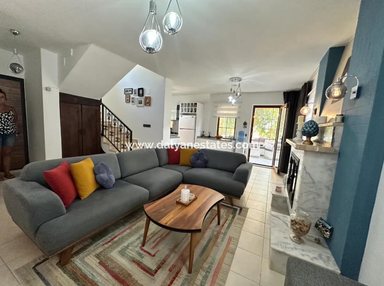 Stylish Semi-Detached Villa