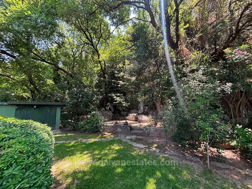 Dalyan Centre With Secret Garden For Sale Duplex