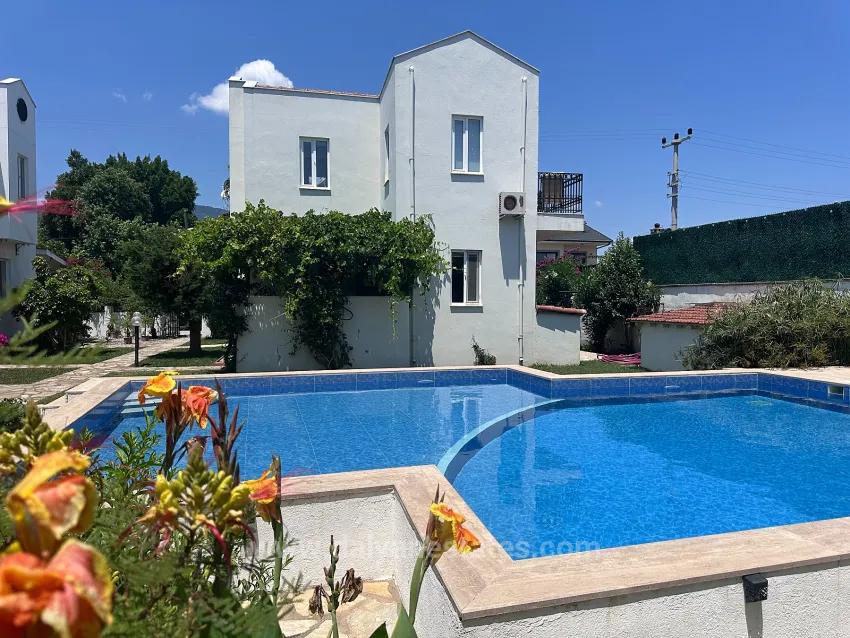 3+1 Bedroom Villa For Sale in Dalyan Nbh. Ortaca - 1.225 m²
