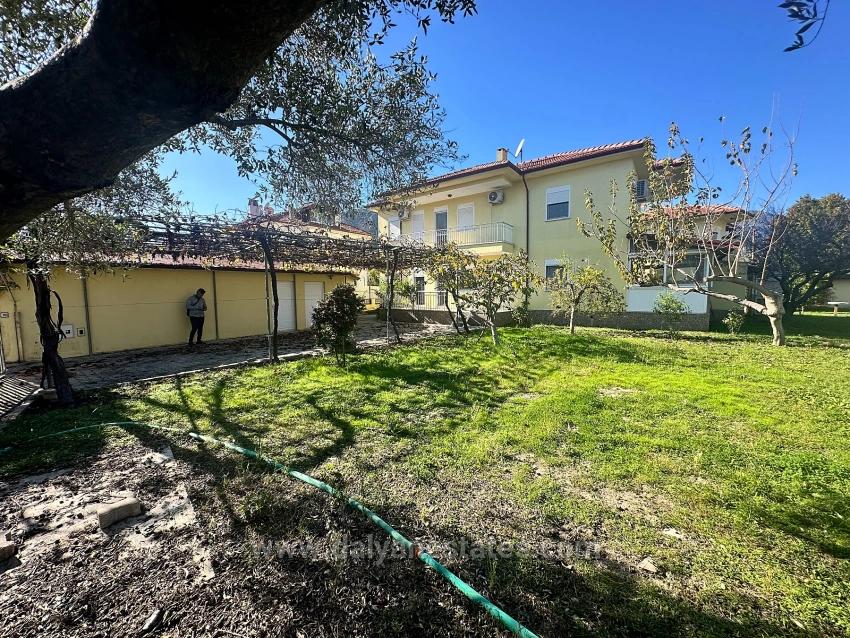 Great Opportunity For Dual Living – Unlimited Potential On A 1,000M² Plot