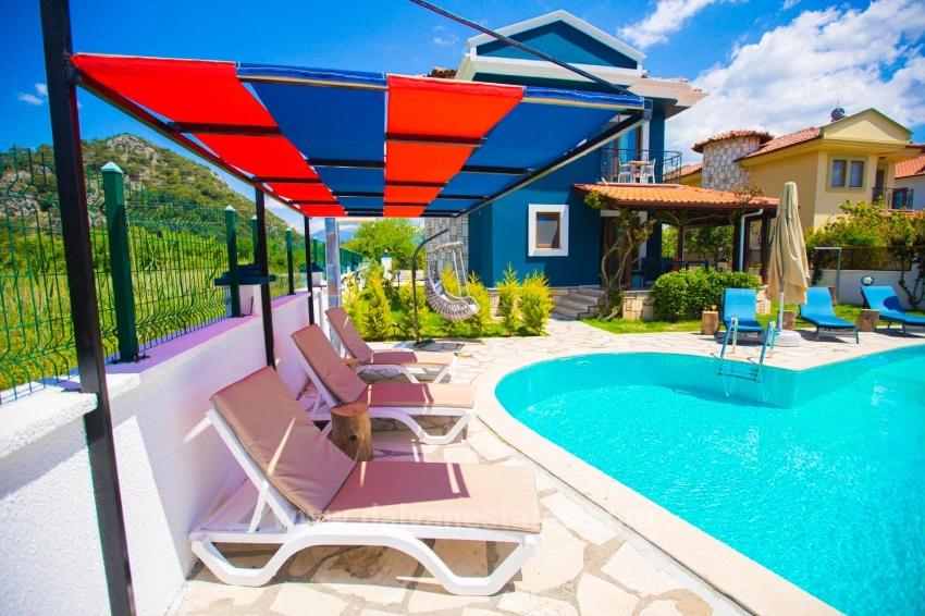 Stylish And Fully Renovated Private Villa