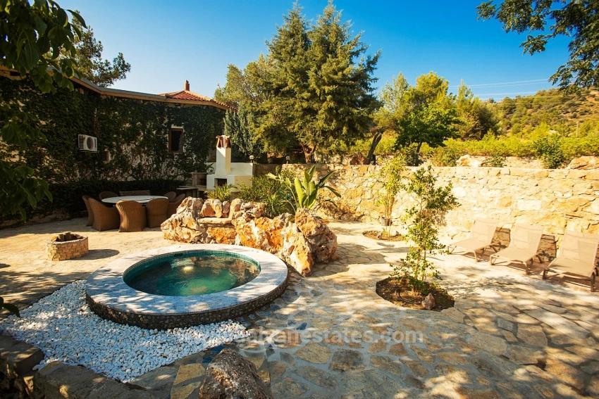 Villa Rüyam – A Paradise Spot On The Summit Of Gökbel