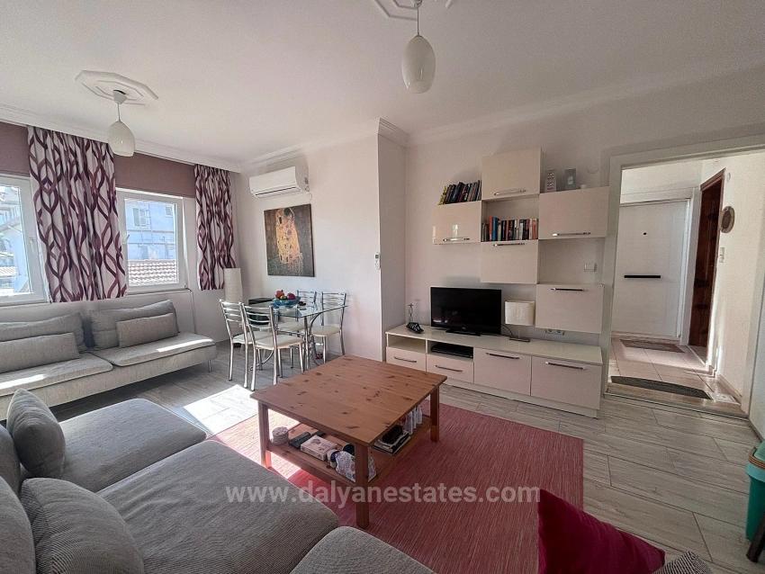 First Floor, Stylish And Well-Maintained One-Bedroom Apartment