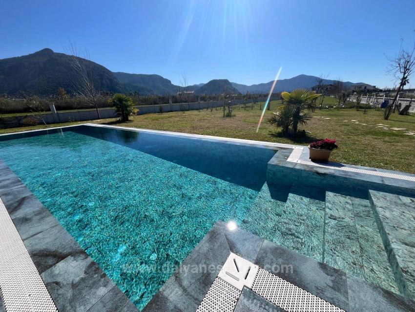 Stylish Villa On 5000M2 Suitable For Citizenship Purchase