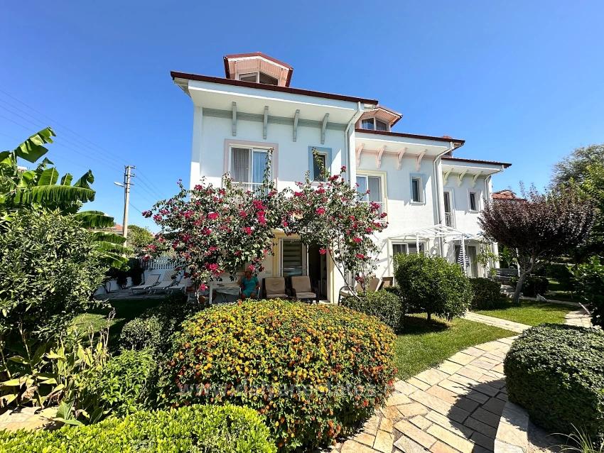 A Distinguished Life Adorned With Timeless Elegance In Osmanağalar