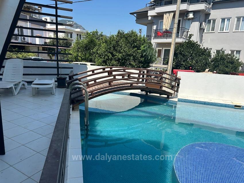 Modern Elegance Integrated With The River