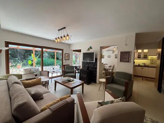Where Mountain Serenity Meets Timeless Living