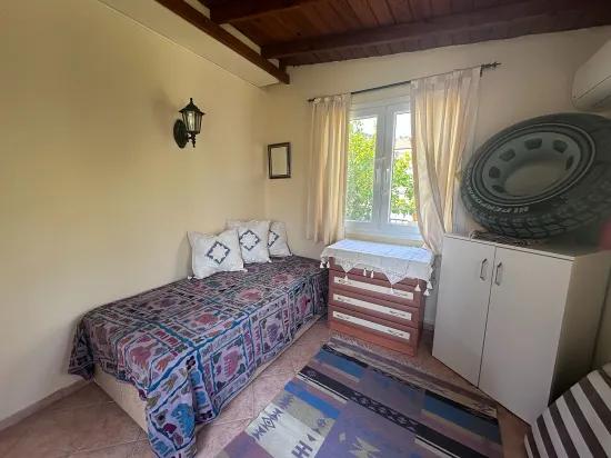 In Gülpınar, Mountain View And Within Walking Distance To The City Centre Detached Villa