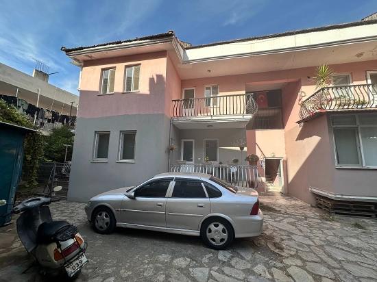 A 2-Bedroom Apartment With A Warm Home In The Center Of Dalyan.