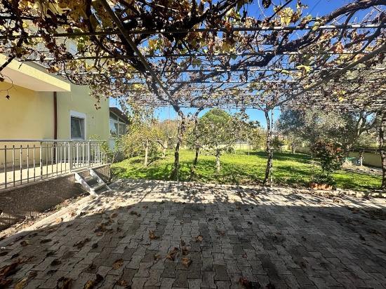 House For Sale In Dalyan Gülpınar On A 1000 M2 Plot Of Land.
