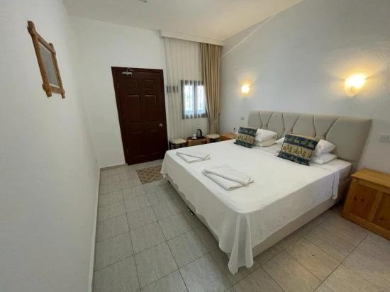 Dalyan's Hidden Paradise: Luxury Boutique Hotel With Garden, Ideal For Investment