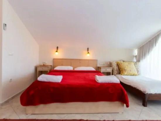 Villa For Sale In Dalyan Gökbel With View Of Iztuzu Beach