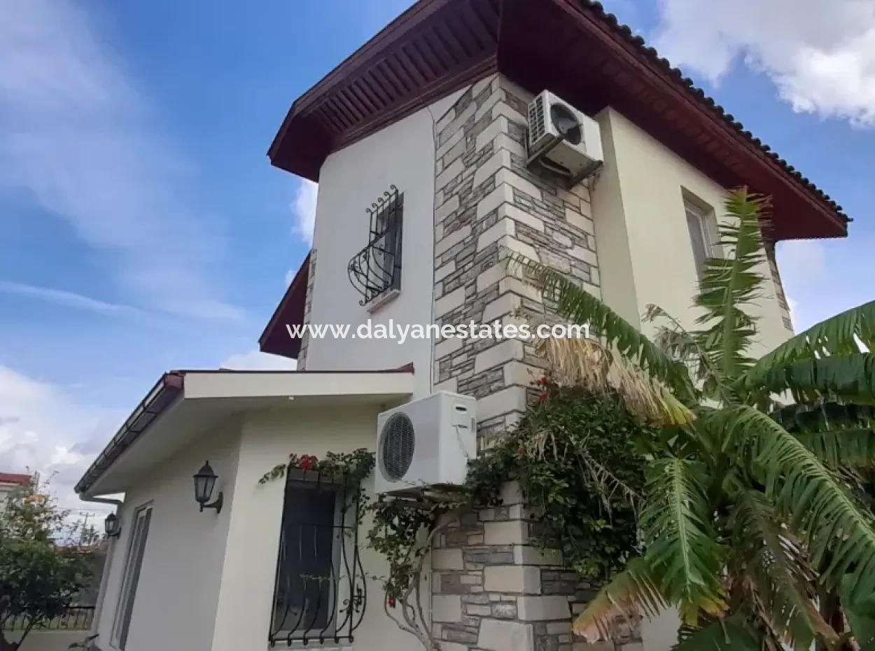 Detached Villa On A Complex