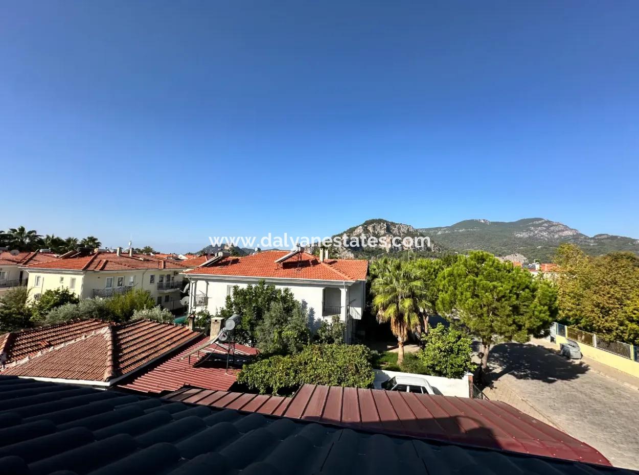 Spacious 5 Bed Close To Town