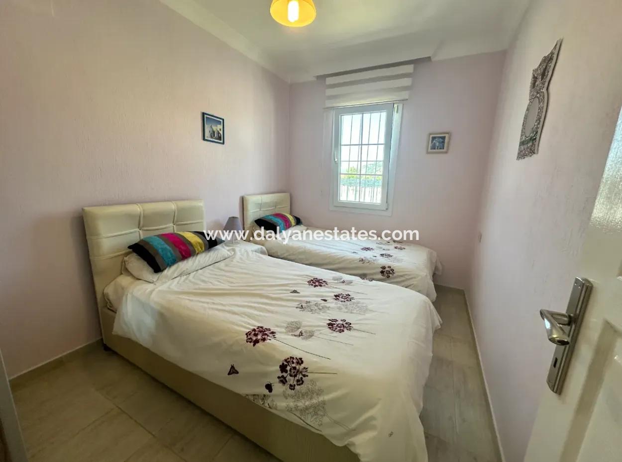 Modern 3 Bed Villa Close To Town