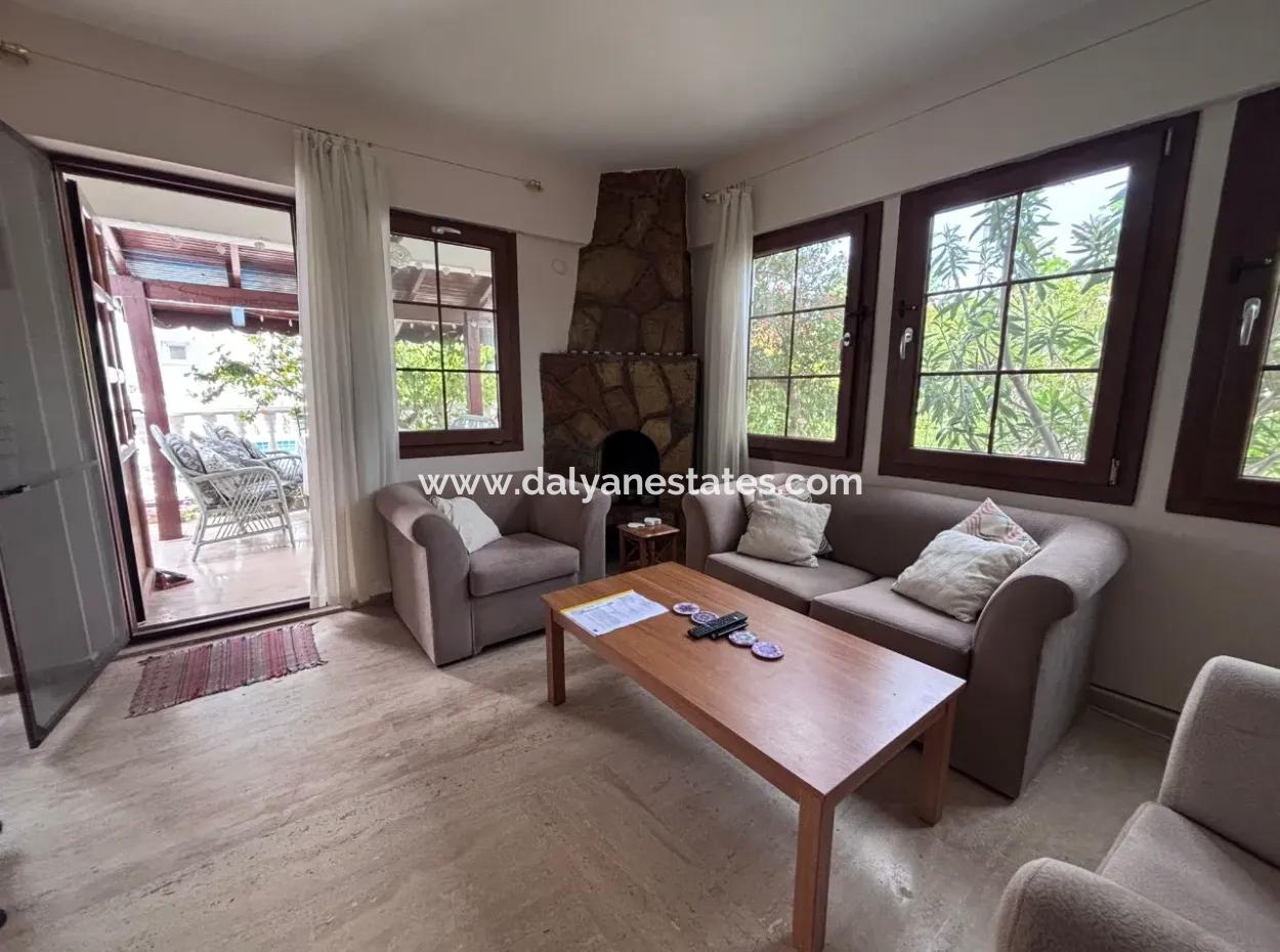 Homely Complex Villa Close To Town