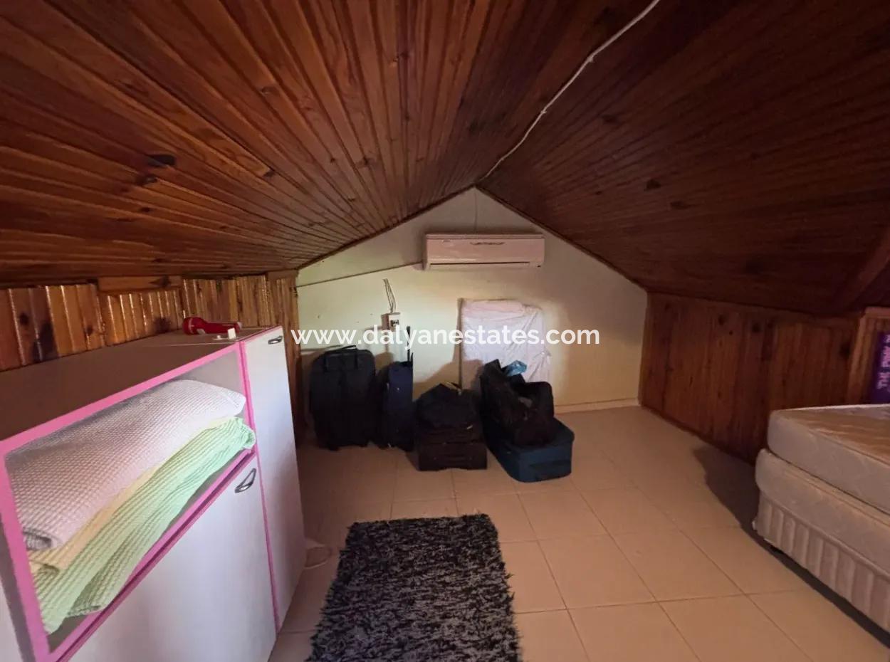 Homely Complex Villa Close To Town