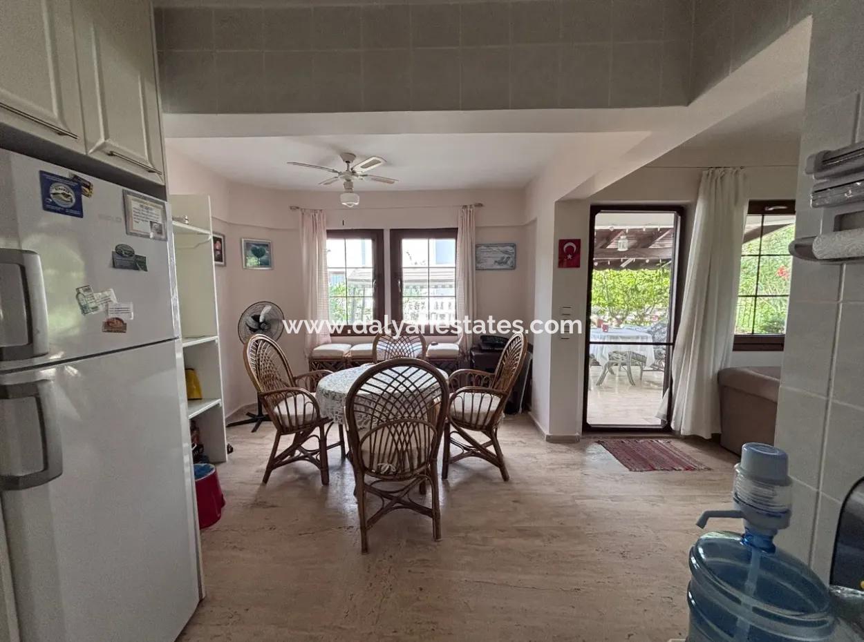 Homely Complex Villa Close To Town