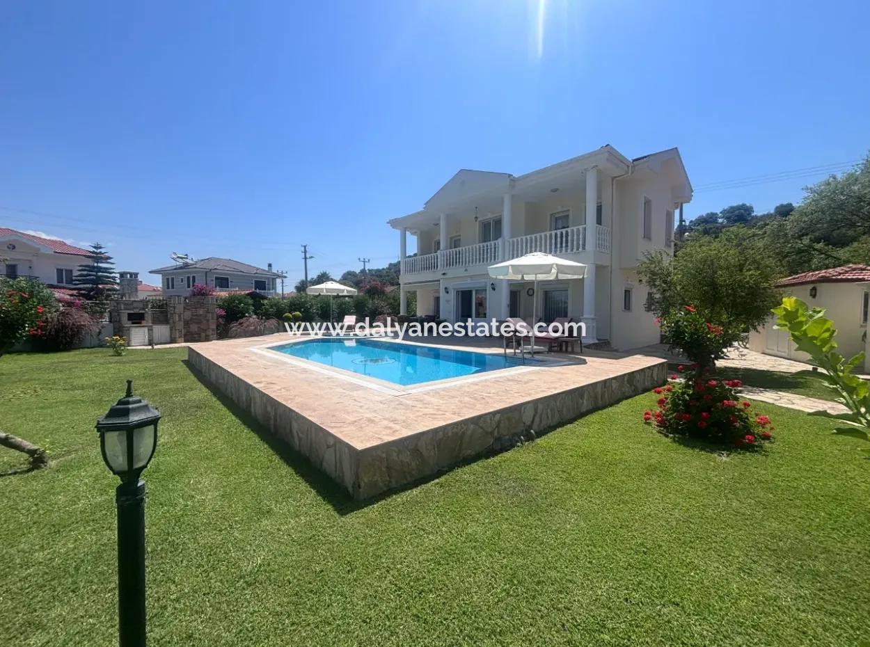 Stunning Villa With Tomb Views