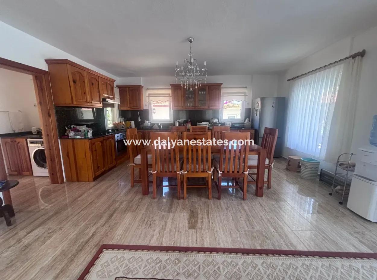 Stunning Villa With Tomb Views