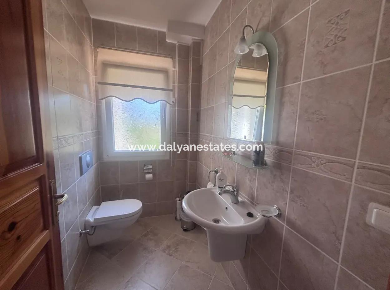 Stunning Villa With Tomb Views