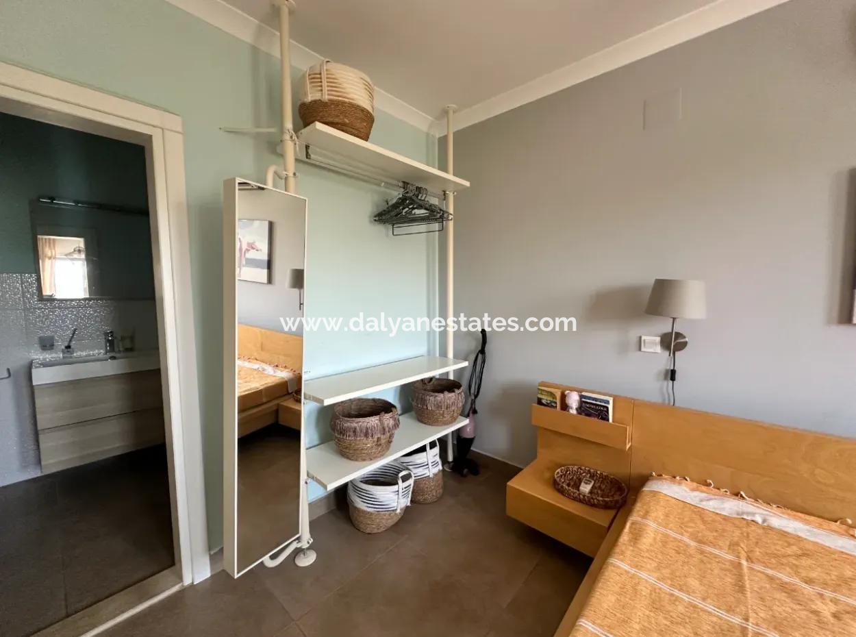 Modern First Floor Apartment