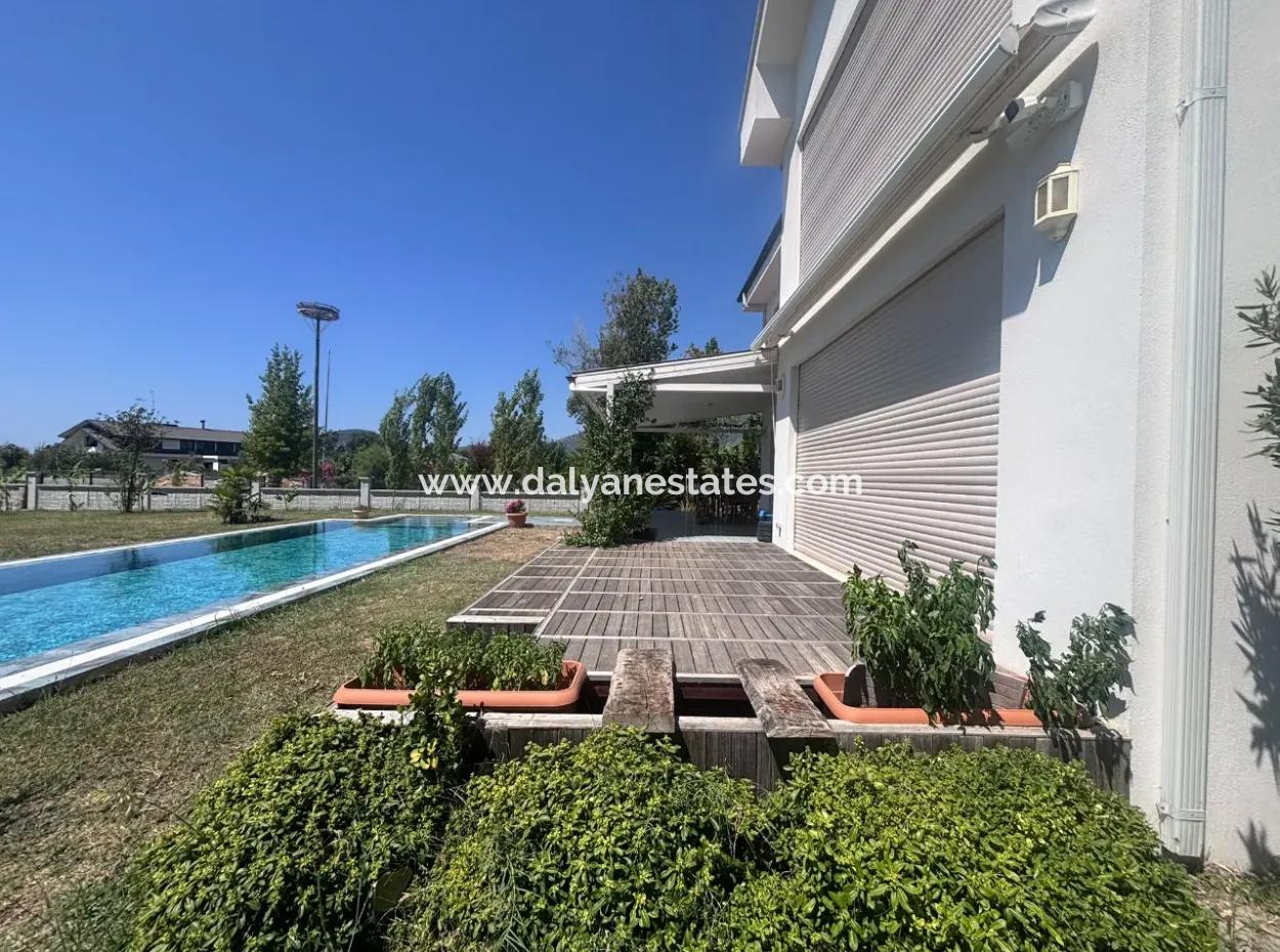 Unique Villa On Large Land