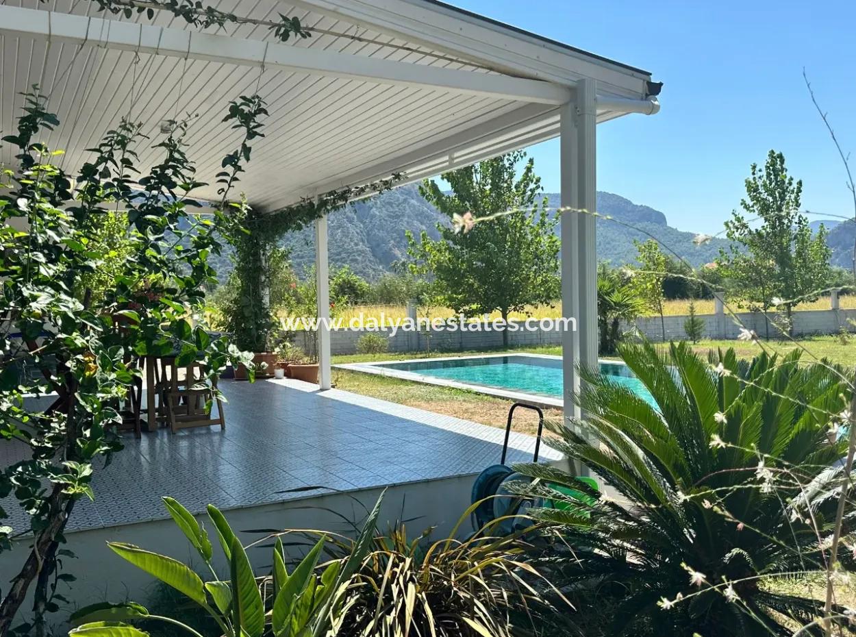 Unique Villa On Large Land